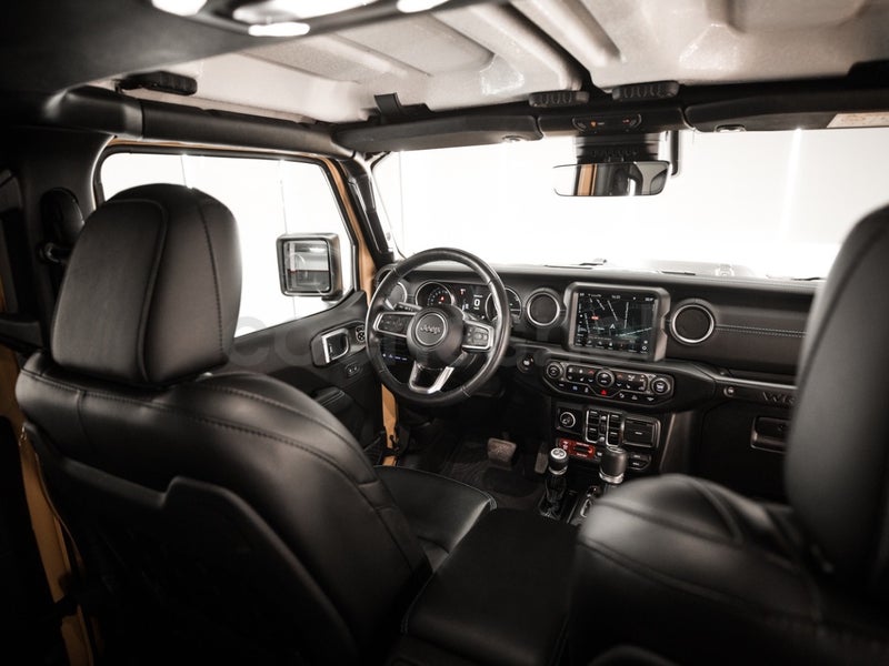 Jeep Wrangler 2021 — photo 8