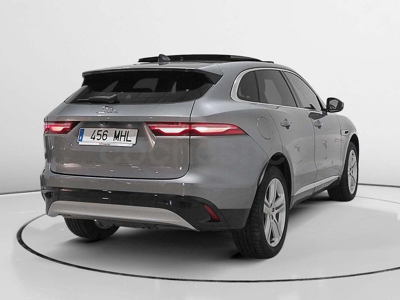 Jaguar F-pace 2023 — photo 2