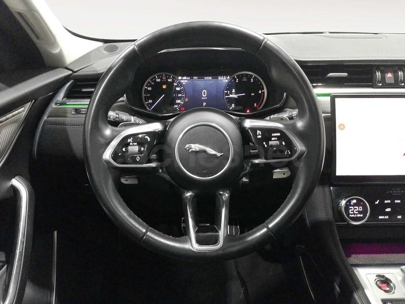 Jaguar F-pace 2023 — photo 8