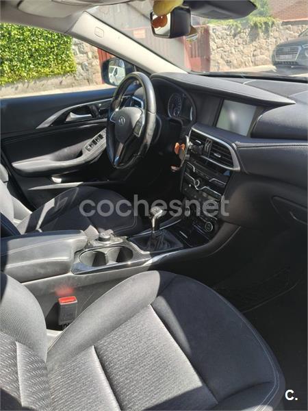 Infiniti Q30 2018 — photo 5