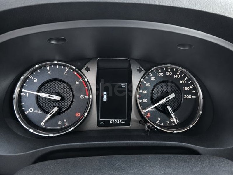 Toyota Hilux 2021 — photo 8