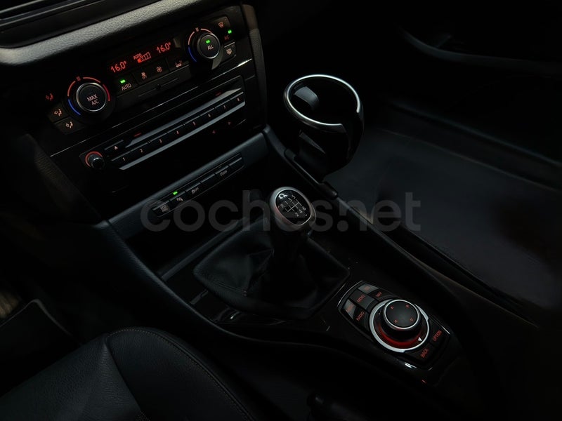 Bmw X1 2014 — photo 8