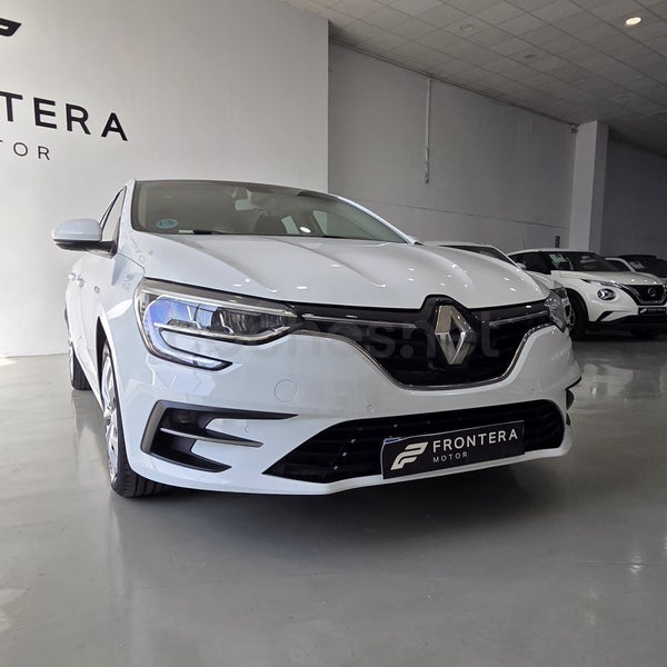 Renault Mégane 2021 — photo 3