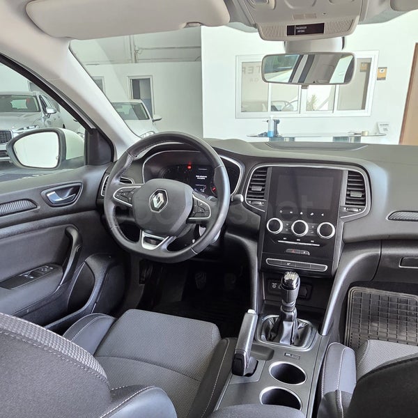 Renault Mégane 2021 — photo 6
