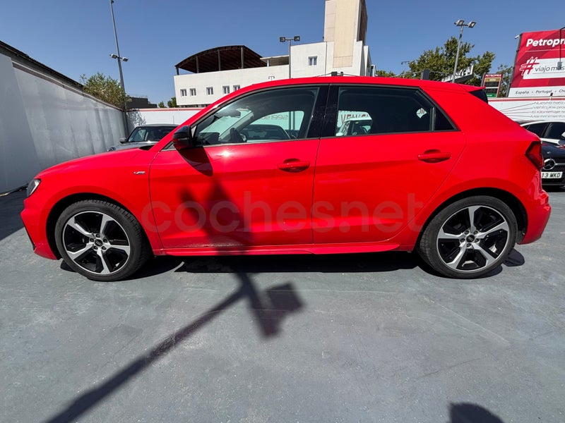 Audi A1 2022 — photo 2