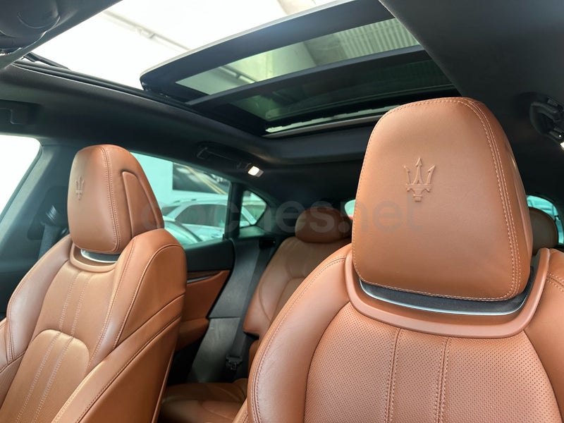 Maserati Levante 2017 — photo 4