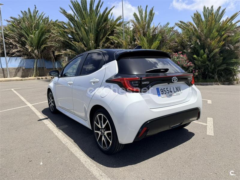 Toyota Yaris 2021 — photo 4