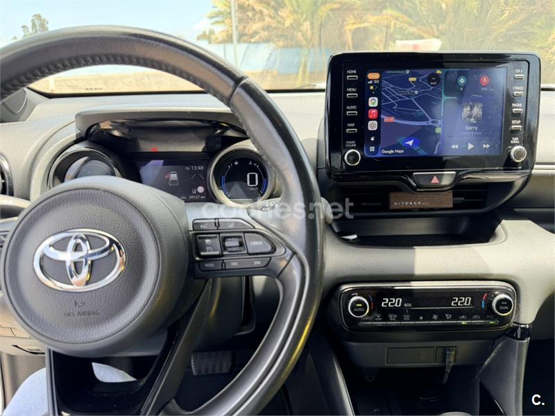 Toyota Yaris 2021 — photo 7