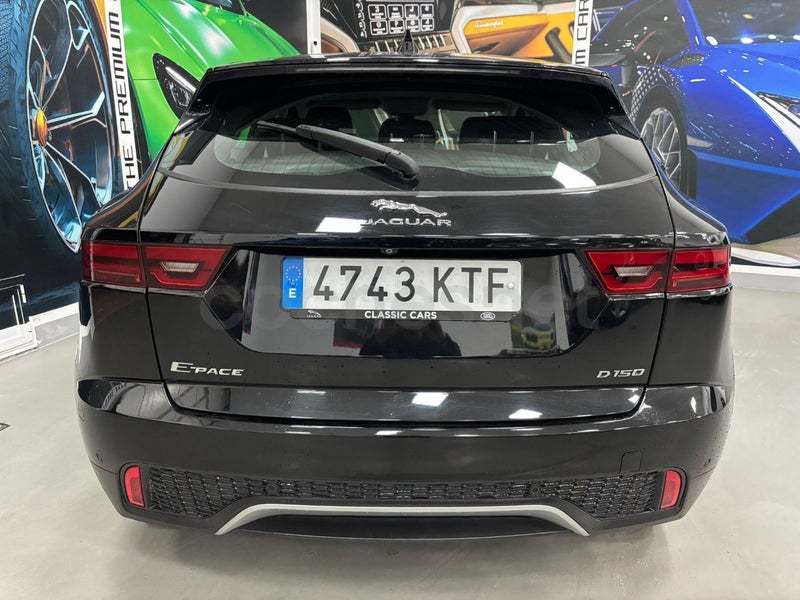 Jaguar E-pace 2019 — photo 6