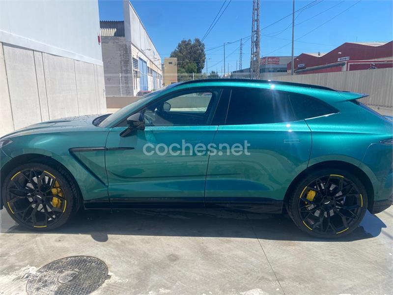 Aston Martin Dbx 2023 — photo 2