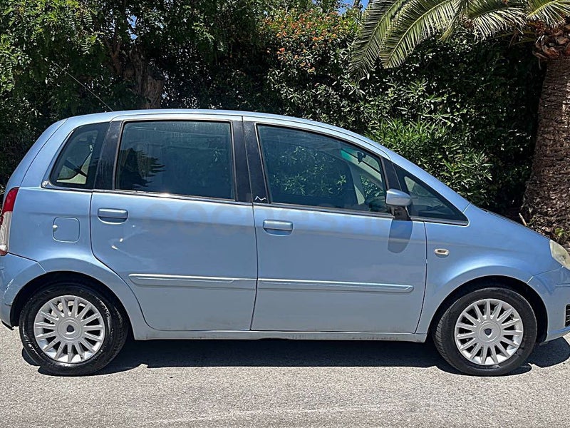 Lancia Musa 2009 — photo 3