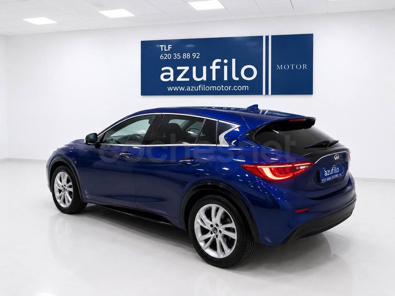 Infiniti Q30 2017 — photo 2