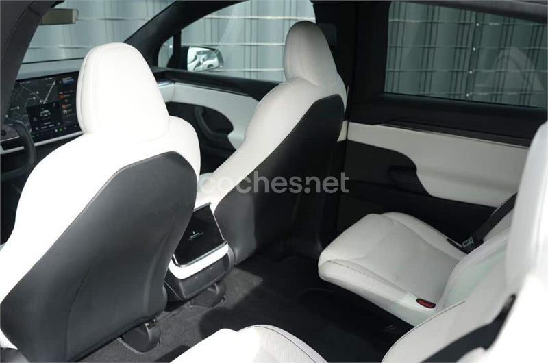 Tesla Model X 2022 — photo 6