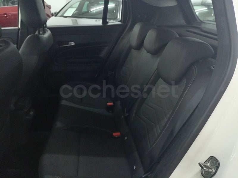 Jeep Avenger 2023 — photo 8
