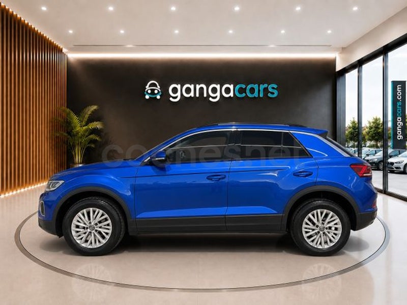 Volkswagen T-roc 2023 — photo 6