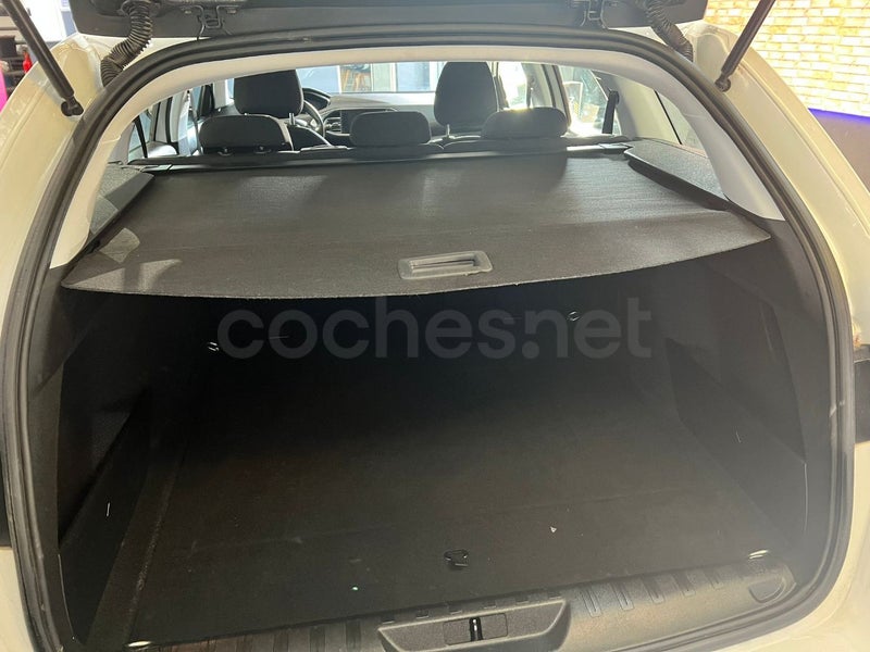 Peugeot 308 2021 — photo 6