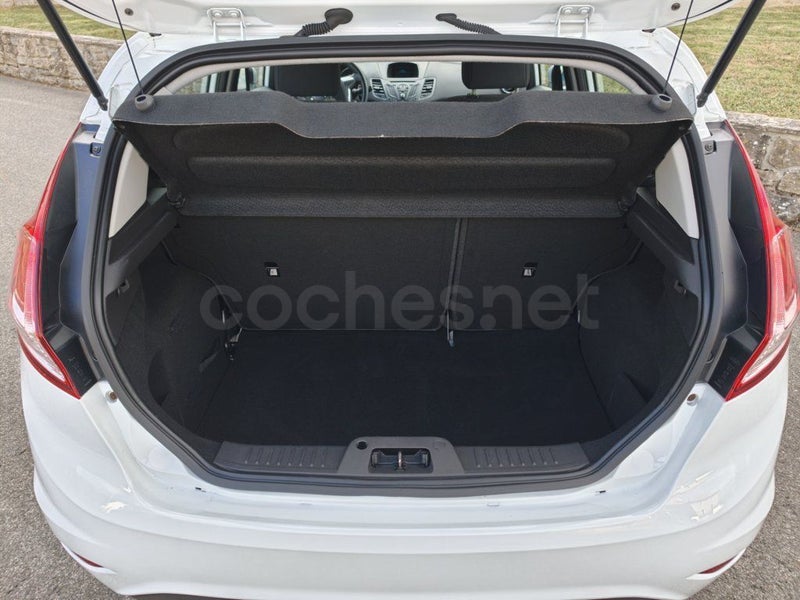 Ford Fiesta 2015 — photo 7