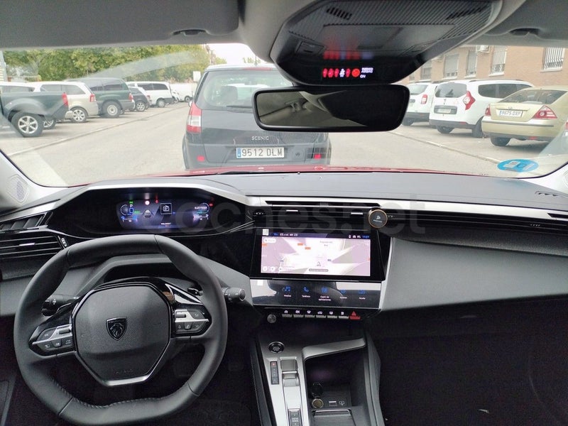 Peugeot 308 2023 — photo 8