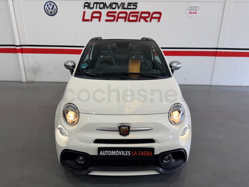 Abarth 500c 2021 — photo 2