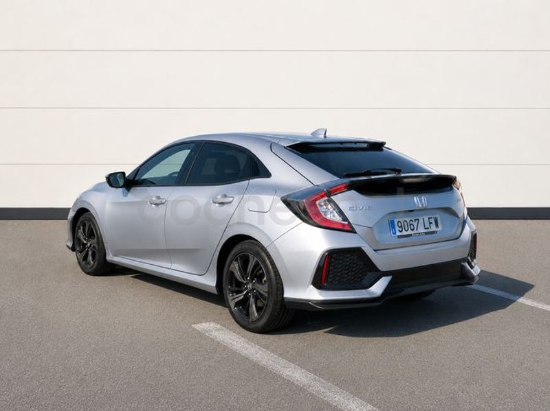 Honda Civic 2020 — photo 2