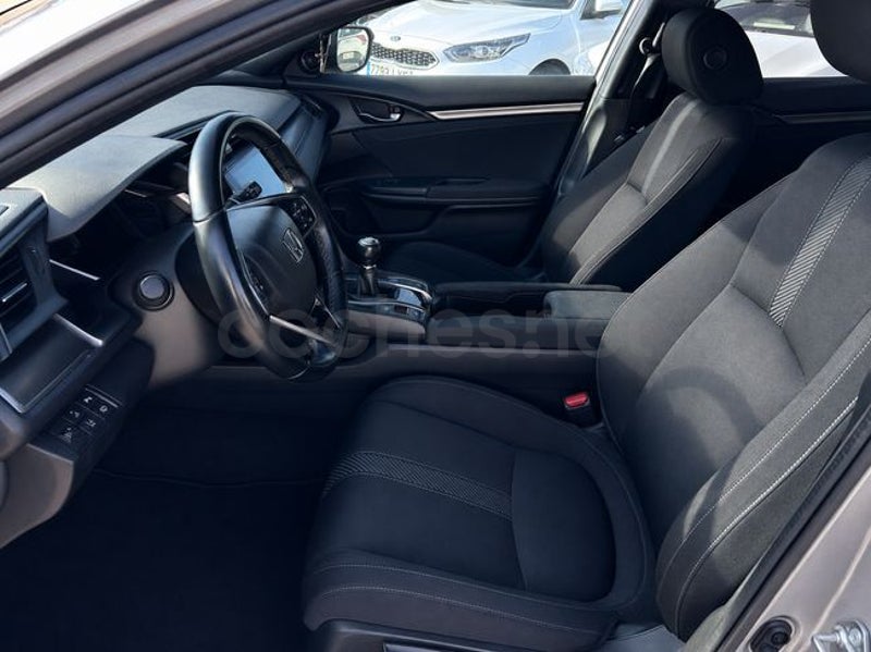 Honda Civic 2020 — photo 8
