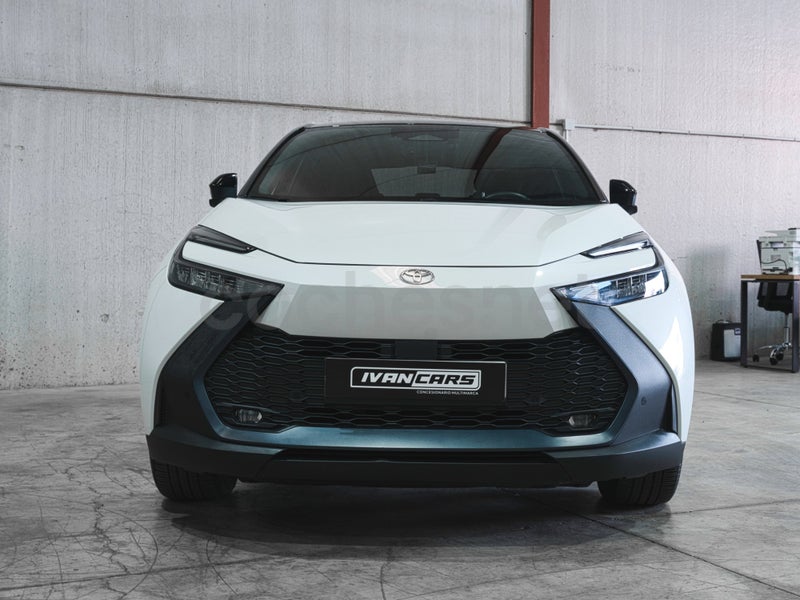 Toyota C-hr 2024 — photo 3