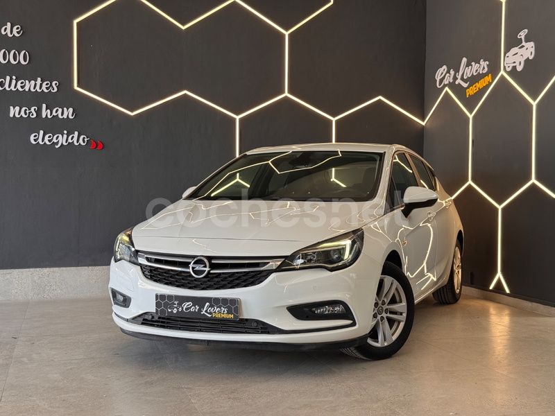 Opel Astra 2018 — photo 4