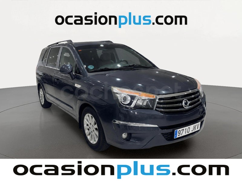 Ssangyong Rodius 2015 — photo 2