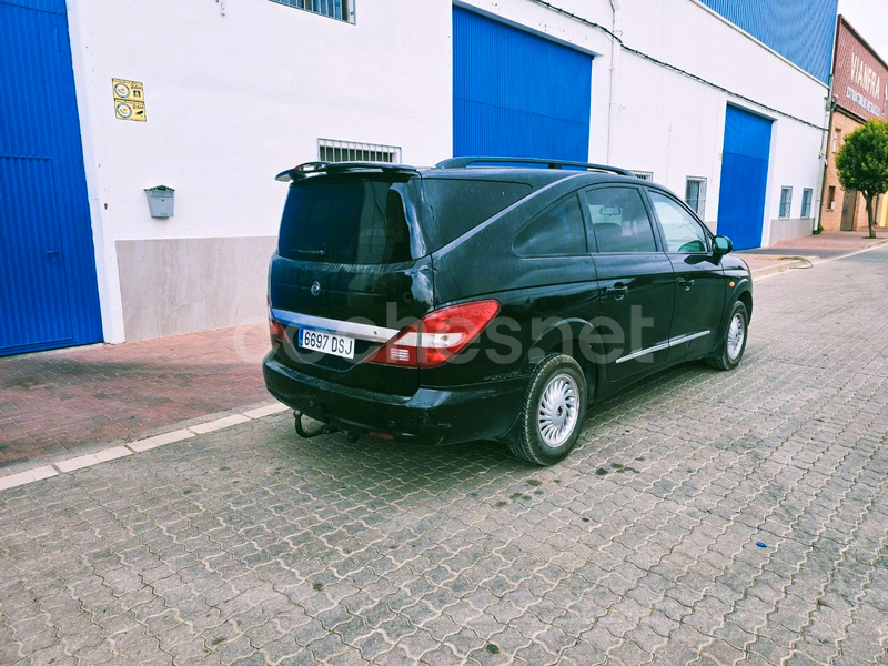 Ssangyong Rodius 2005 — photo 4