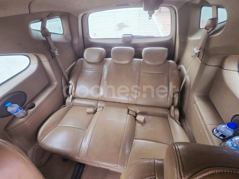 Ssangyong Rodius 2005 — photo 7