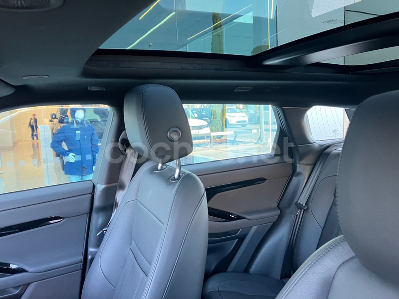 Land-rover Range Rover Evoque 2024 — photo 7