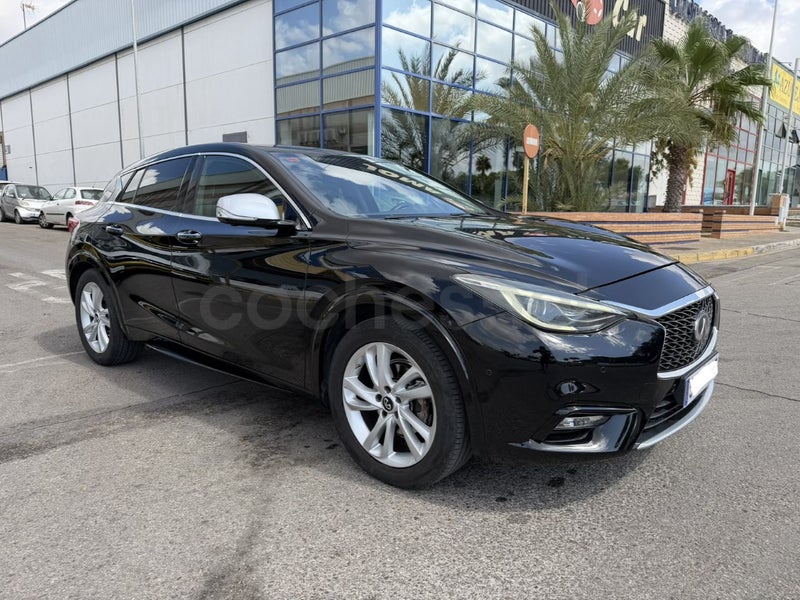 Infiniti Q30 2017 — photo 5