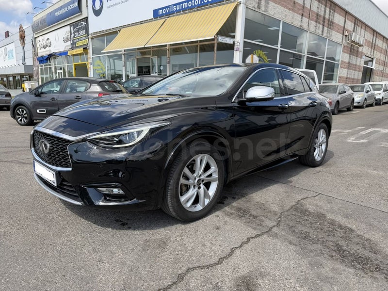 Infiniti Q30 2017 — photo 7
