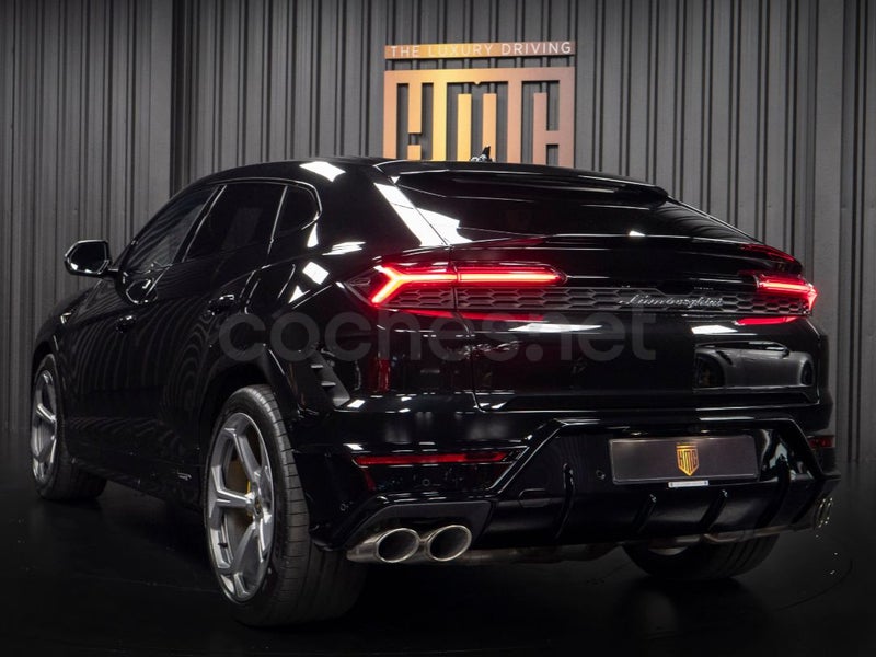 Lamborghini Urus 2026 — photo 5