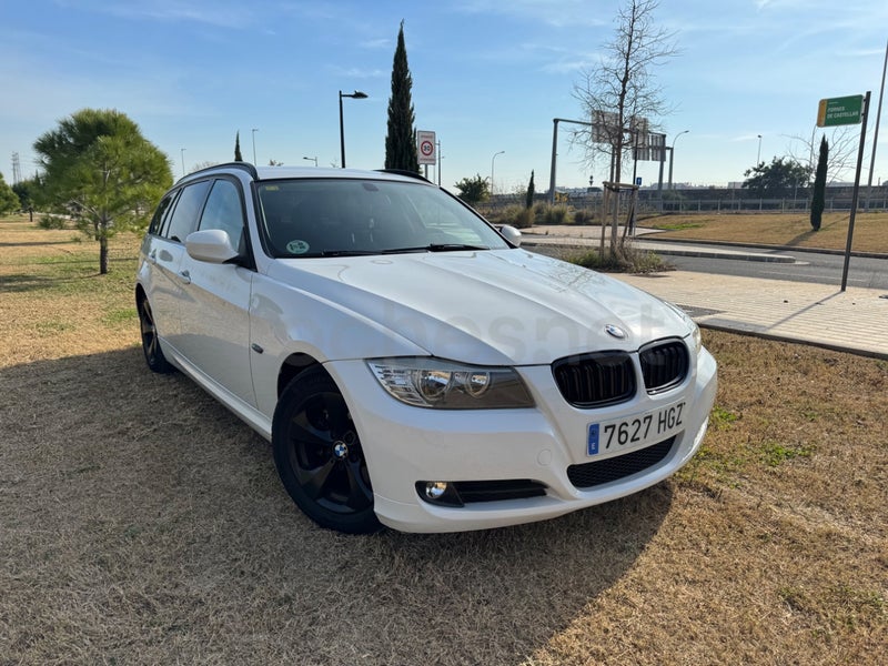 Bmw Serie 3 2011 — photo 2