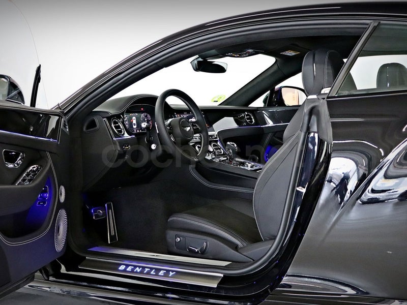 Bentley Continental Gt 2024 — photo 7