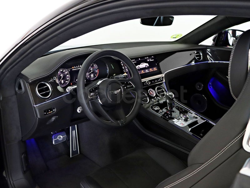 Bentley Continental Gt 2024 — photo 8