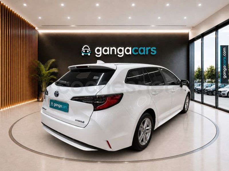 Toyota Corolla 2021 — photo 4