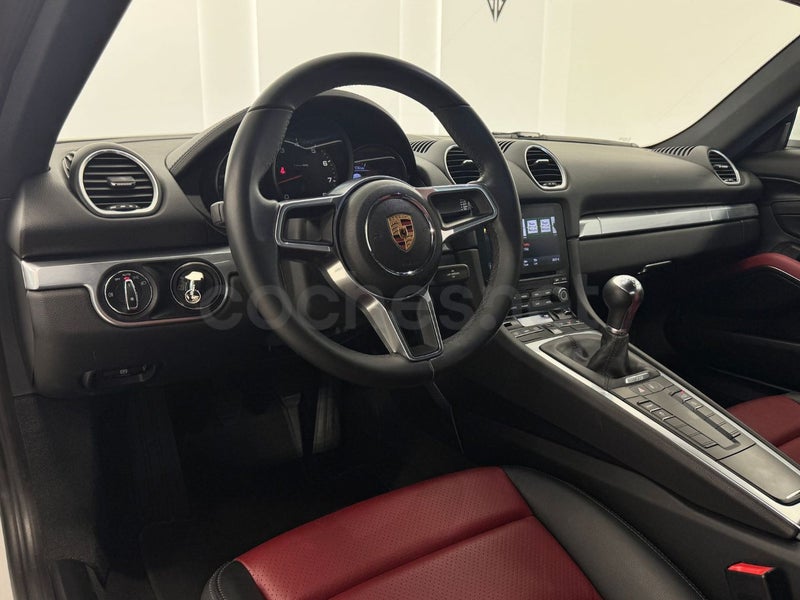 Porsche 718 2018 — photo 7