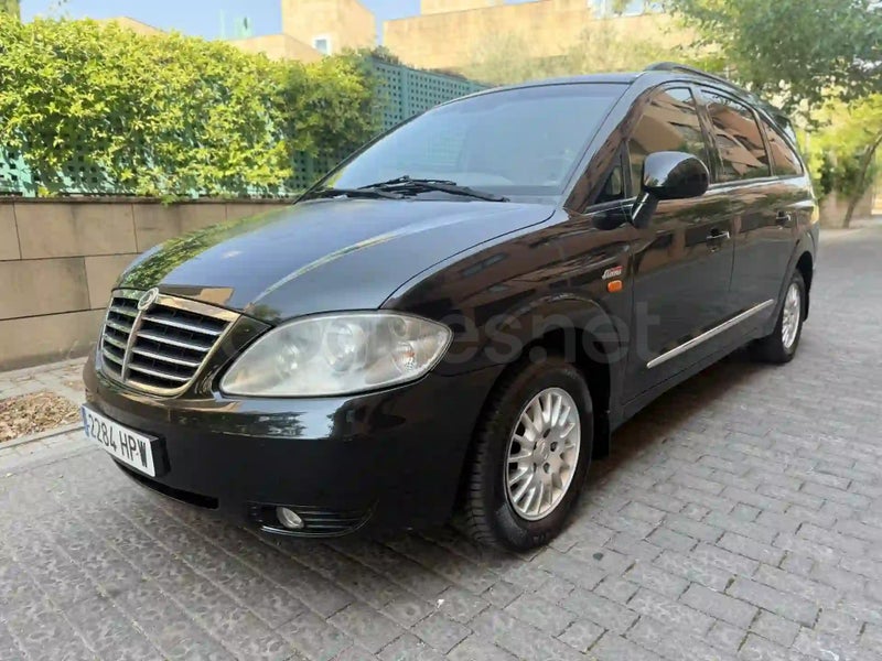 Ssangyong Rodius 2013 — photo 6
