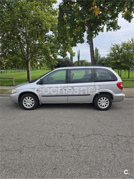 Chrysler Grand Voyager 2004 — photo 4