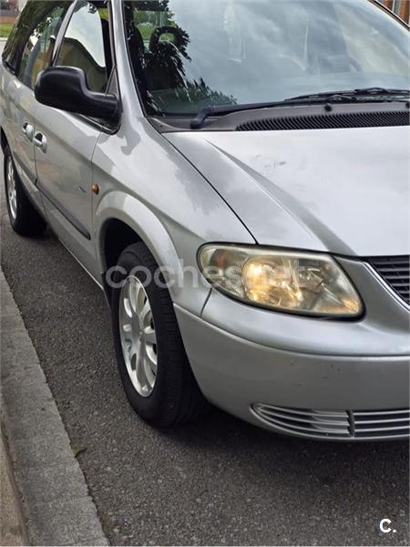 Chrysler Grand Voyager 2004 — photo 5
