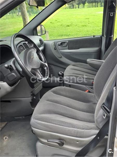 Chrysler Grand Voyager 2004 — photo 7