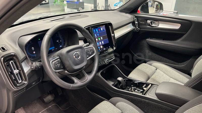Volvo Xc40 2025 — photo 5