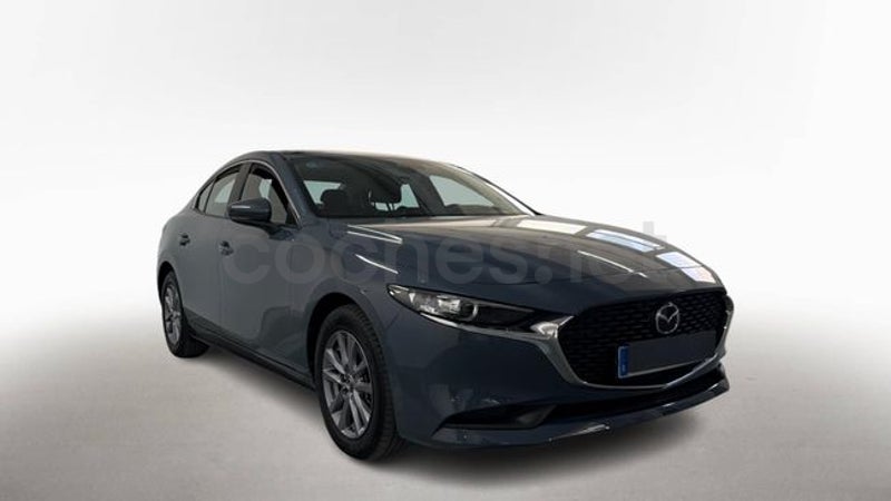 Mazda Mazda3 2023 — photo 8