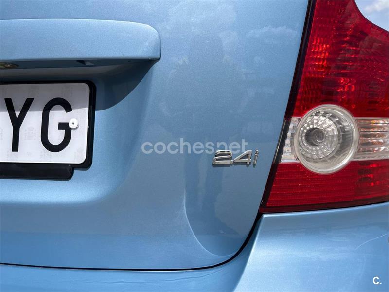Volvo S40 2004 — photo 4