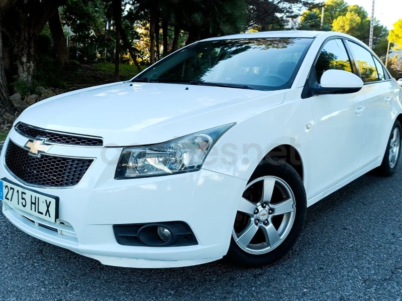 Chevrolet Cruze 2012 — photo 2