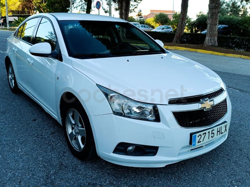 Chevrolet Cruze 2012 — photo 4