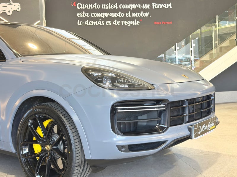 Porsche Cayenne Coupé 2020 — photo 6
