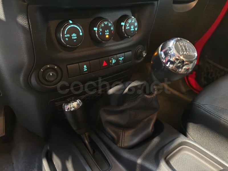 Jeep Wrangler 2016 — photo 4